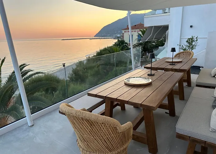 Sofi Mar - Plomari - The Place To Be