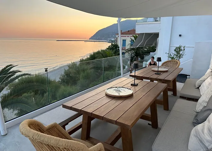 Sofi Mar - Plomari - The Place To Be
