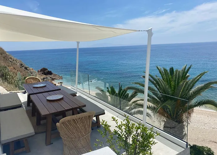 Sofi Mar - Plomari - The Place To Be